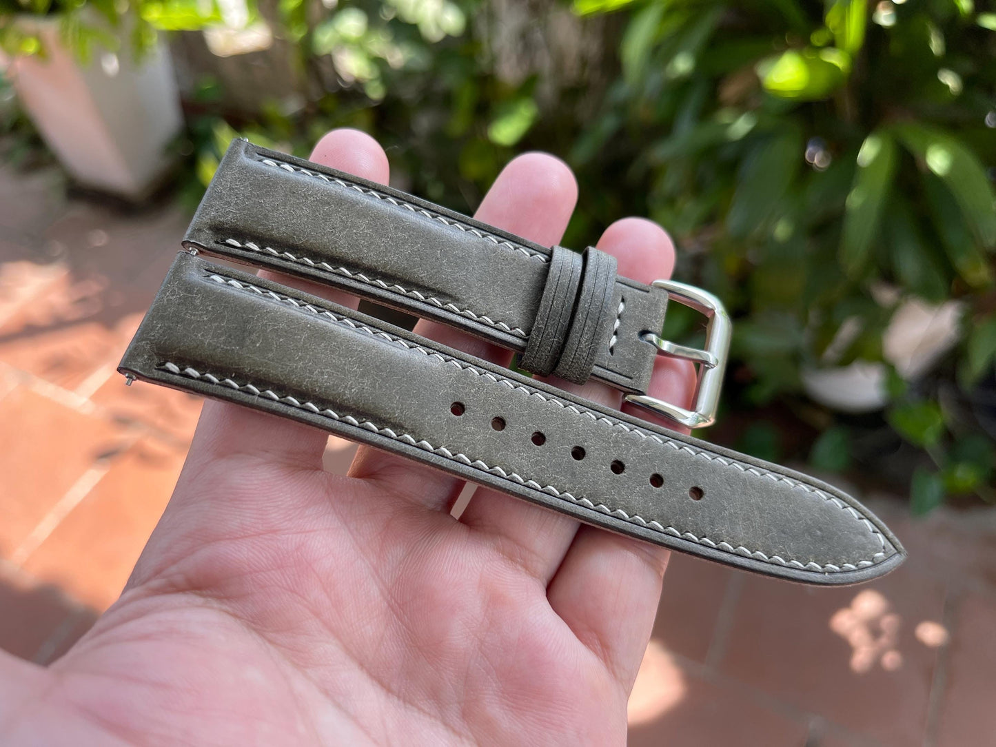 Pueblo Leather Watch Strap in Grigio(grey) Color, Pre-installed Quick Release Spring Bars