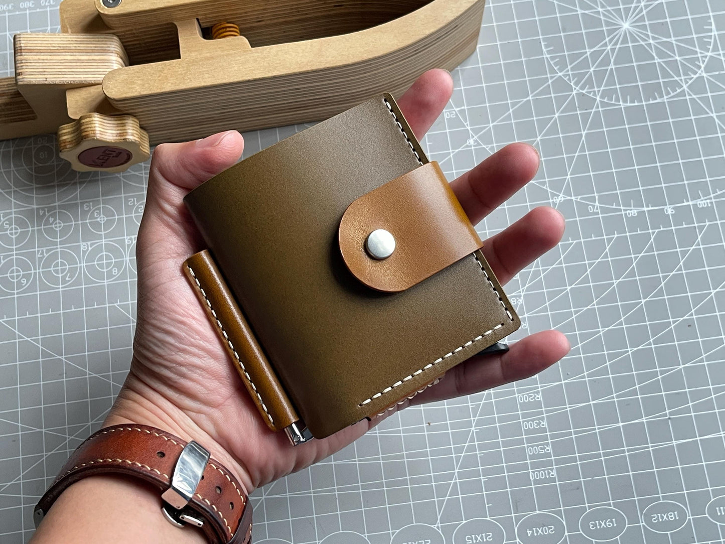 SC Wallet 4-Shell Cordovan Pop Up Wallet, RFID Protected Slim Mechanical Card Holder