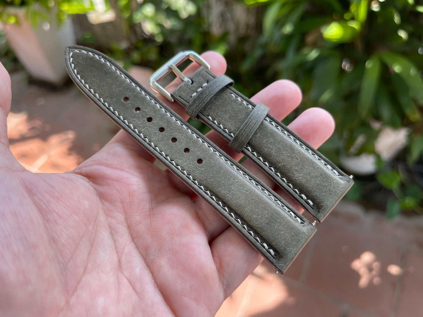 Pueblo Leather Watch Strap in Grigio(grey) Color, Pre-installed Quick Release Spring Bars