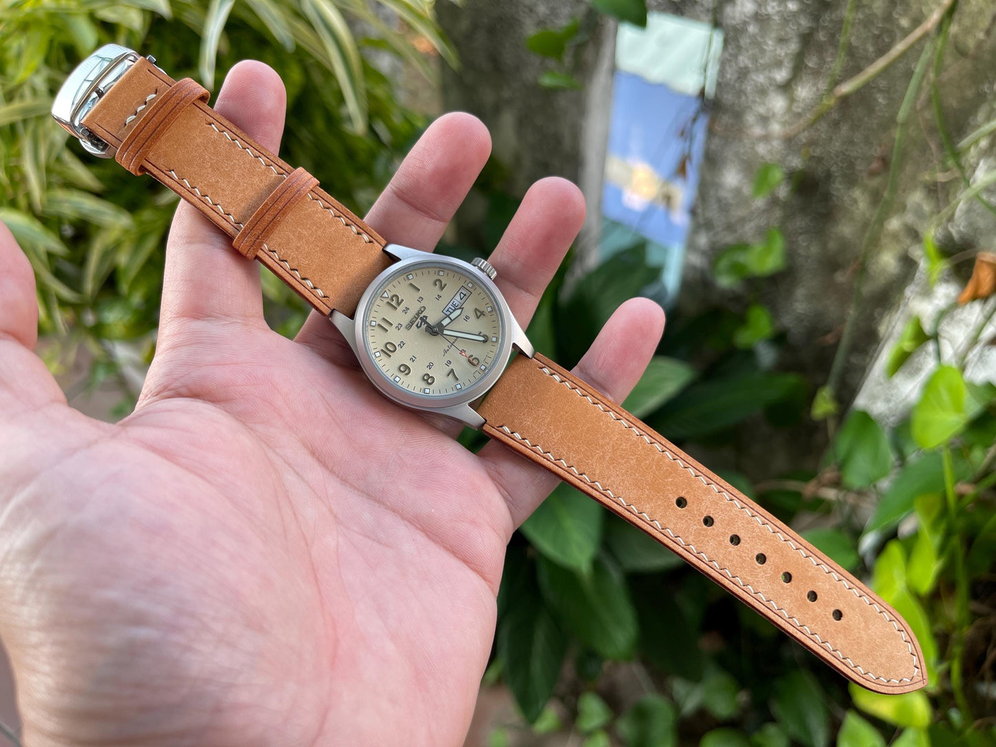 Corner Notched Watch Strap From Natural Pueblo Leather