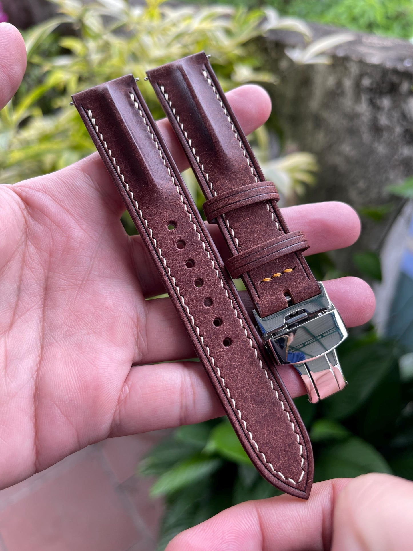 Single Ridge Watch Strap From Pueblo Leather, Pre-installed Quick Release Spring Bars