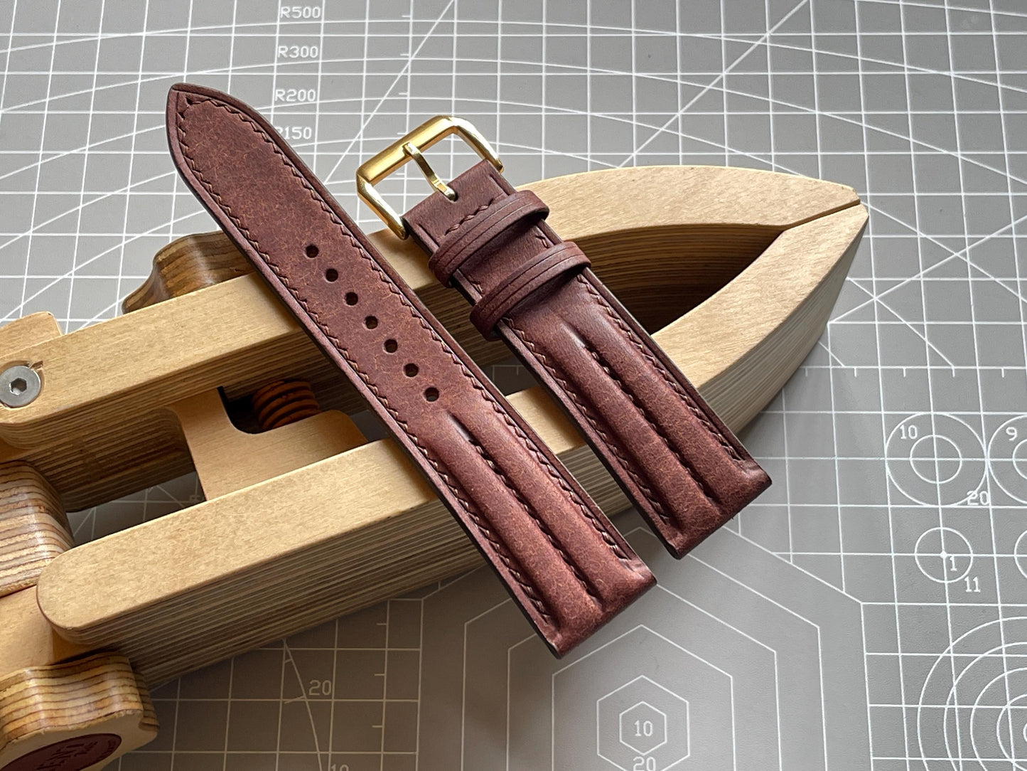 Double Ridge Pueblo Leather Watch Strap: Tobacco Brown, Quick Release