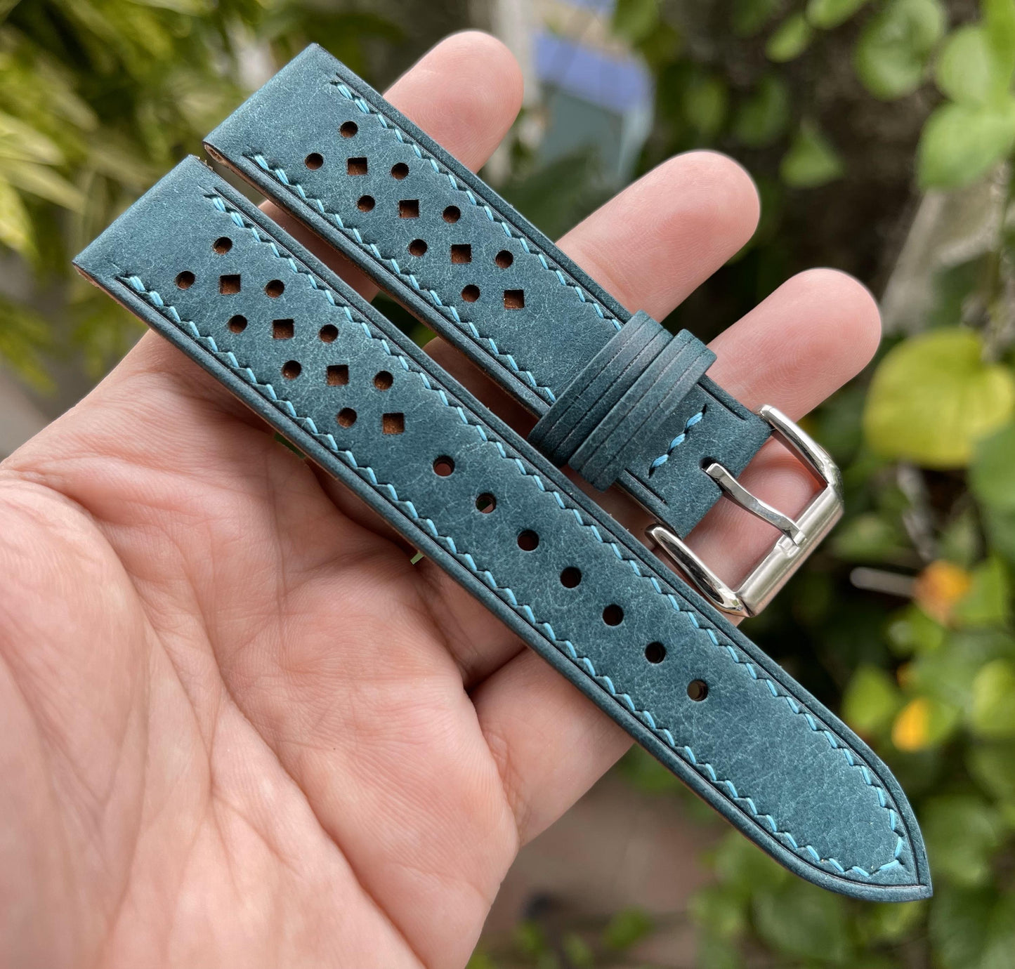 Pueblo Leather Watch Strap in Ortensia Color, Pre-installed Quick Release Spring Bars
