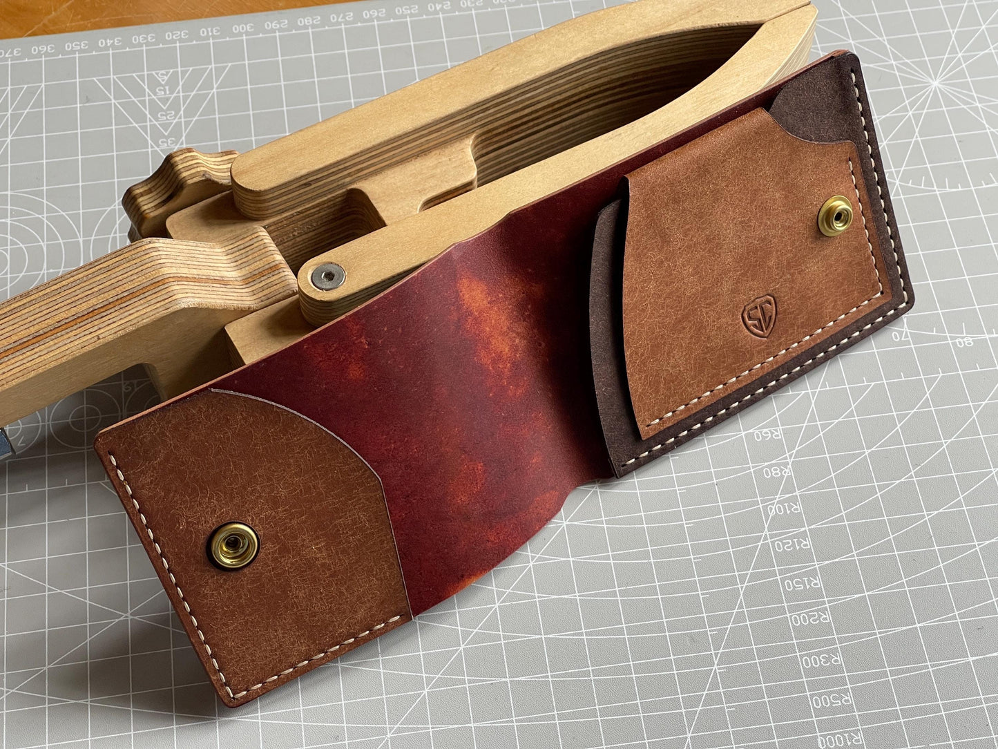 Burgundy Rocado Shell Cordovan + Pueblo Leather Simple Wallet, SC Wallet 3