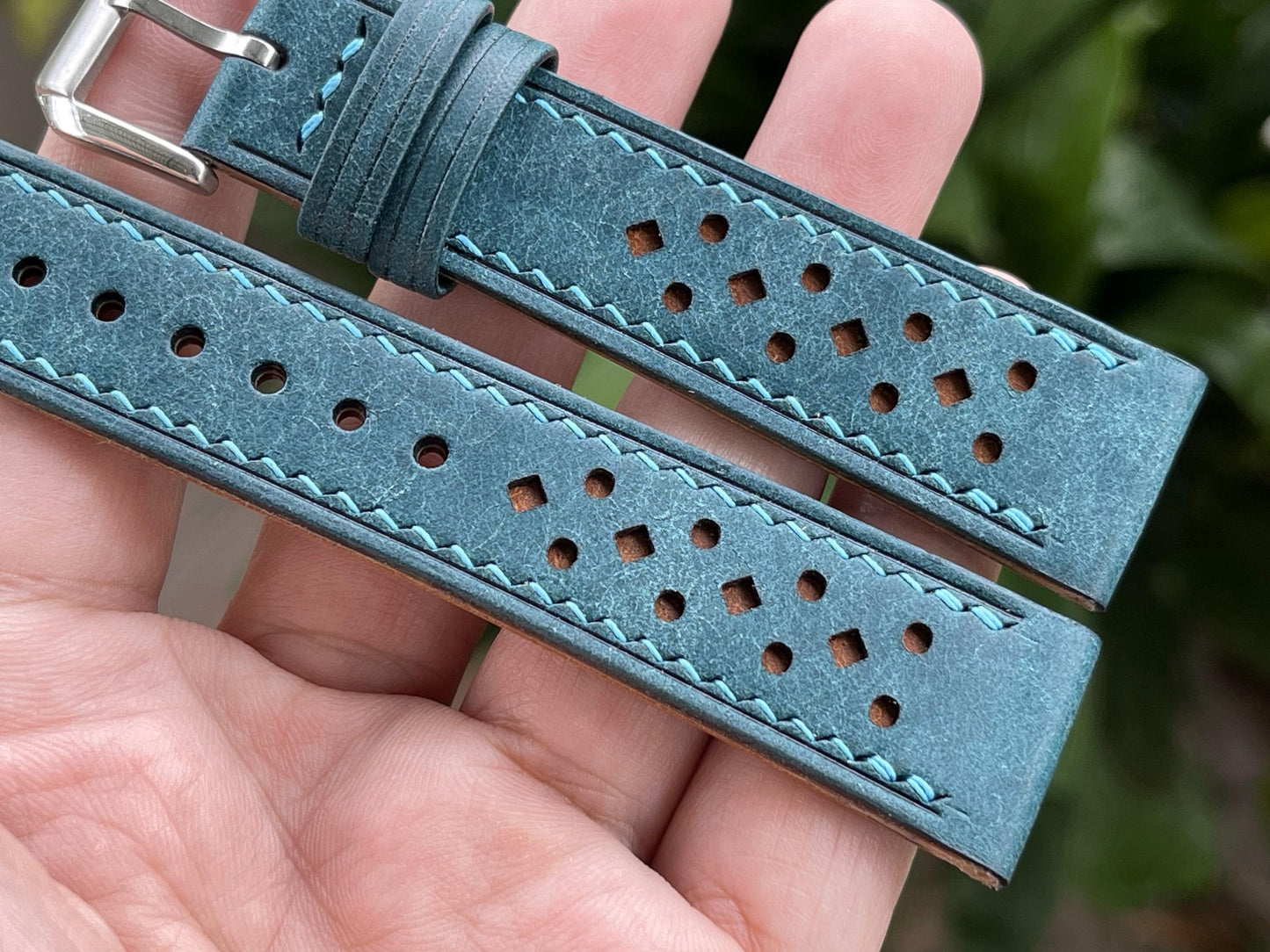 Pueblo Leather Watch Strap in Ortensia Color, Pre-installed Quick Release Spring Bars