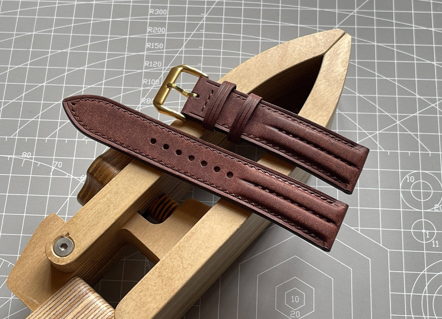 Double Ridge Pueblo Leather Watch Strap: Tobacco Brown, Quick Release