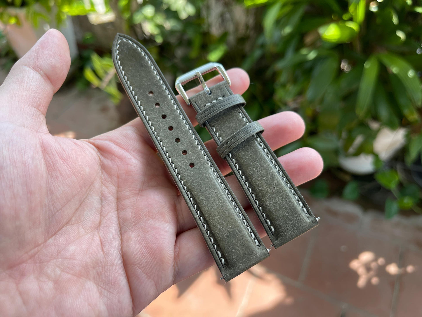 Pueblo Leather Watch Strap in Grigio(grey) Color, Pre-installed Quick Release Spring Bars